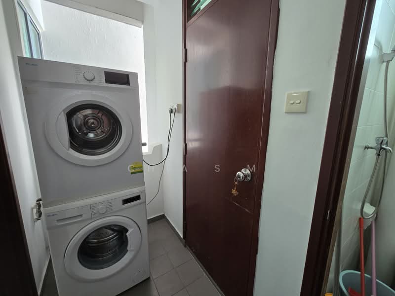 Springdale Condo, 45 Hindhede Walk, 3 Bedrooms, 1,130 sqft, Condominium For Rent, by Chia S M, 500172025 - PropertyGuru.com.sg