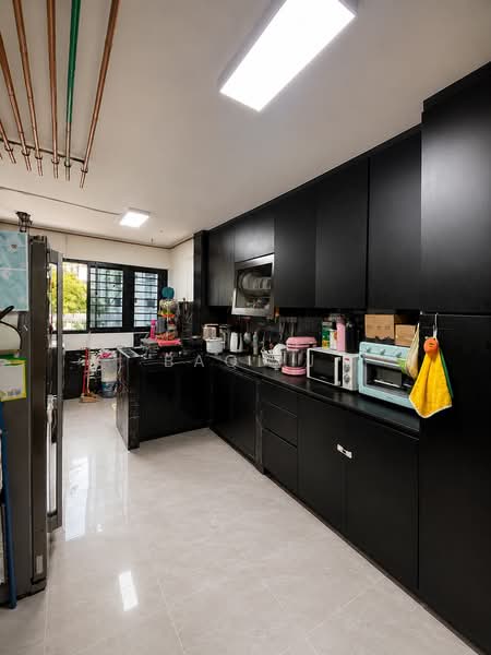 226 Bukit Batok Central, 226 Bukit Batok Central, 2 Bedrooms, 721 sqft, HDB Flat For Sale, by Baqi J, 500172029 - Kitchen - PropertyGuru.com.sg