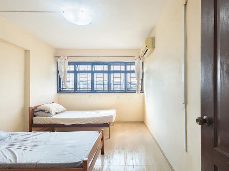 516 Bedok North Avenue 2, 516 Bedok North Avenue 2, 3 Bedrooms, 1,280 sqft, HDB Flat For Sale, by Zee Koh, 500172042 - Bedroom - PropertyGuru.com.sg
