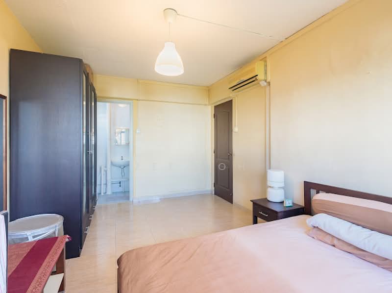 516 Bedok North Avenue 2, 516 Bedok North Avenue 2, 3 Bedrooms, 1,280 sqft, HDB Flat For Sale, by Zee Koh, 500172042 - Bedroom - PropertyGuru.com.sg