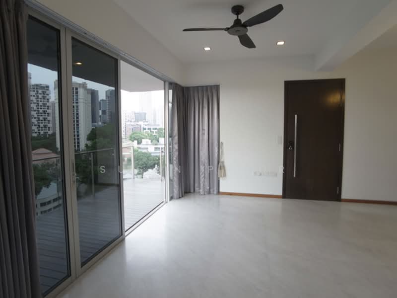 Divine Mercury, , 2 Bedrooms, 1,104 sqft, Condominium For Rent, by Susan Prior, 500172045 - Living Room - PropertyGuru.com.sg