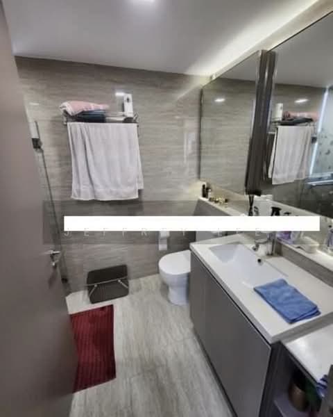 Waterwoods, Punggol Field Walk, Room Rental, 200 sqft, Executive Condominium For Rent, by Jeffrey Lee, 500172052 - Bathroom - PropertyGuru.com.sg