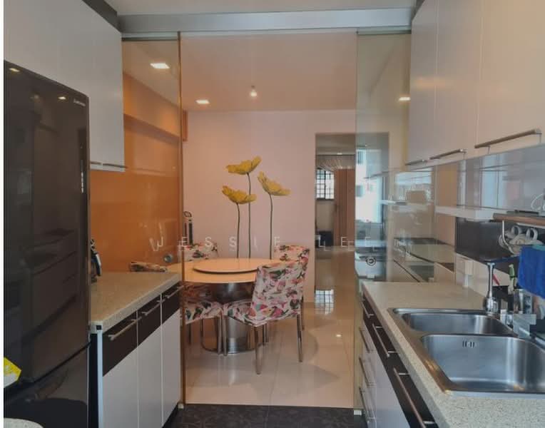 420 Tampines Street 41, 420 Tampines Street 41, Room Rental, 160 sqft, HDB Flat For Rent, by Jessie Lee, 500172055 - Kitchen - PropertyGuru.com.sg