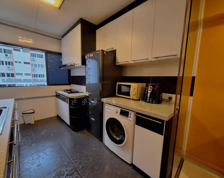 420 Tampines Street 41, 420 Tampines Street 41, Room Rental, 160 sqft, HDB Flat For Rent, by Jessie Lee, 500172055 - Kitchen - PropertyGuru.com.sg
