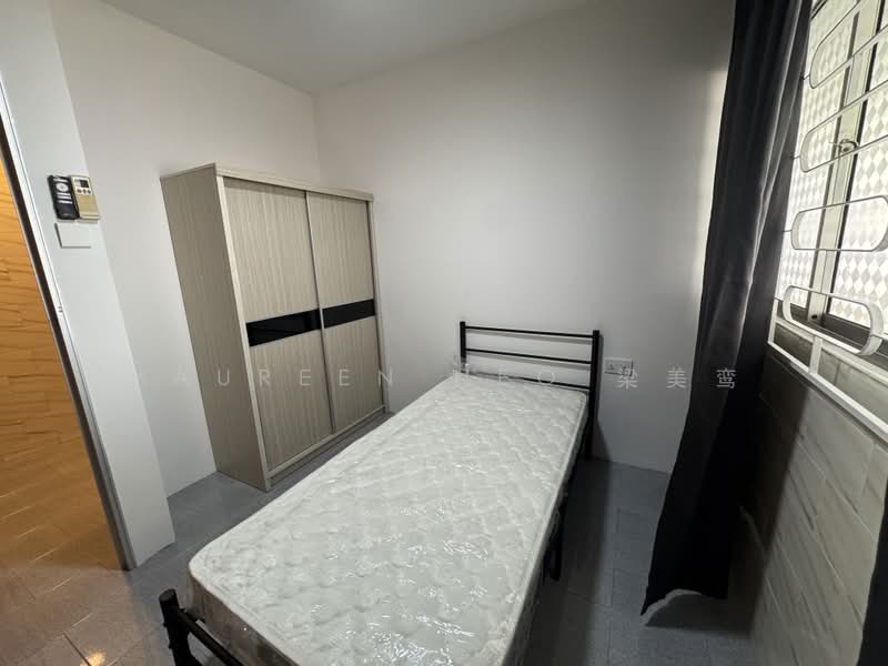 932 Tampines Street 91, 932 Tampines Street 91, Room Rental, 200 sqft, HDB Flat For Rent, by Maureen Neo 梁美鸾, 500172059 - Bedroom - PropertyGuru.com.sg