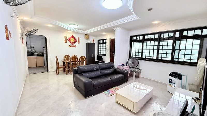 628A Woodlands Ring Road, 628A Woodlands Ring Road, 3 Bedrooms, 1,087 sqft, HDB Flat For Sale, by Alex Ong, 500172060 - Living Room - PropertyGuru.com.sg
