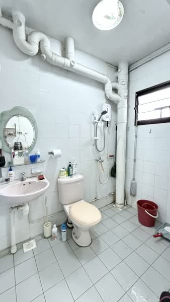 628A Woodlands Ring Road, 628A Woodlands Ring Road, 3 Bedrooms, 1,087 sqft, HDB Flat For Sale, by Alex Ong, 500172060 - Bathroom - PropertyGuru.com.sg