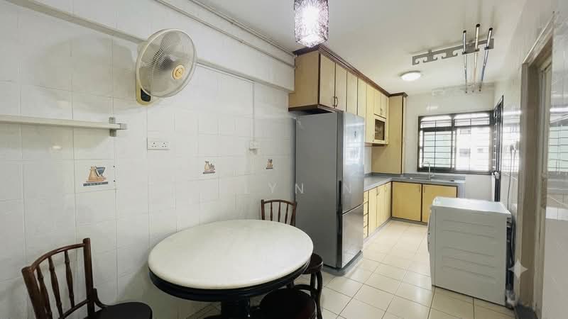 275B Jurong West Street 25, 275B Jurong West Street 25, 3 Bedrooms, 969 sqft, HDB Flat For Rent, by Jeslyn Ng, 500172061 - Kitchen - PropertyGuru.com.sg