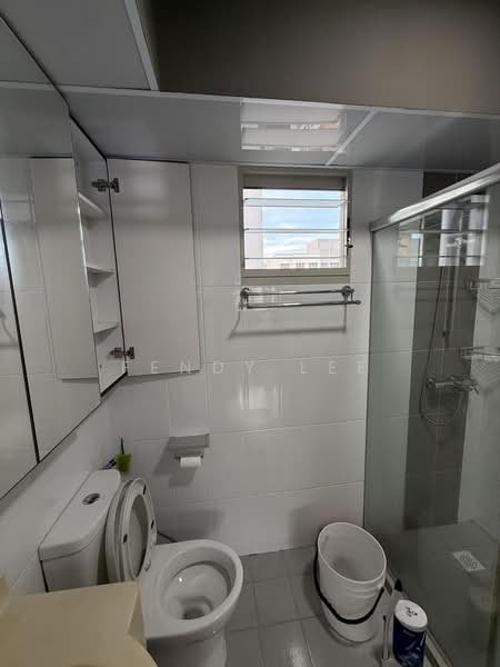 217C Compassvale Drive, 217C Compassvale Drive, 3 Bedrooms, 990 sqft, HDB Flat For Rent, by Fendy Lee, 500172066 - Bathroom - PropertyGuru.com.sg