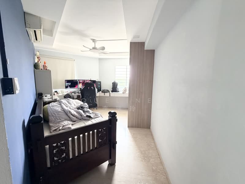 403 Bukit Batok West Avenue 7, 403 Bukit Batok West Avenue 7, 4 Bedrooms, 1,539 sqft, HDB Flat For Rent, by Jacqueline Lee 李瑞玲, 500172074 - Bedroom - PropertyGuru.com.sg