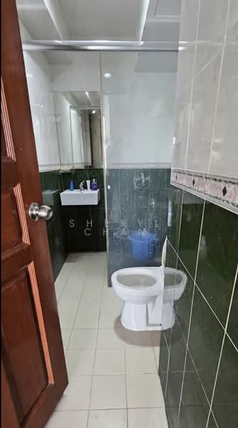 Melville Park, 12 Simei Street 1, 2 Bedrooms, 990 sqft, Apartment For Sale, by Sheryl Chan, 500172076 - Bathroom - PropertyGuru.com.sg