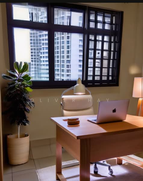 128 Lorong 1 Toa Payoh, 128 Lorong 1 Toa Payoh, Balestier / Toa Payoh, 2 Bedrooms, 721 sqft, HDB Flat For Sale, by Oliver Hay, 500172080 - Utility/Study - PropertyGuru.com.sg