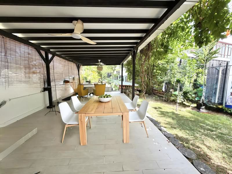 LAND FOR SALES! Peaceful Bungalow @ Goodman/ Wilkinson vicinity Call Candice 9879 - 9983, Wilkinson, Goodman, Branksome, 4 Bedrooms, 2,000 sqft, Bungalow House For Sale, by Candice Tan, 500172089 - Exterior - PropertyGuru.com.sg