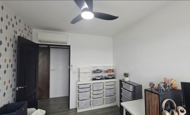 293B Bukit Batok Street 21, 293B Bukit Batok Street 21, 3 Bedrooms, 990 sqft, HDB Flat For Sale, by James Chew, 500172104 - PropertyGuru.com.sg