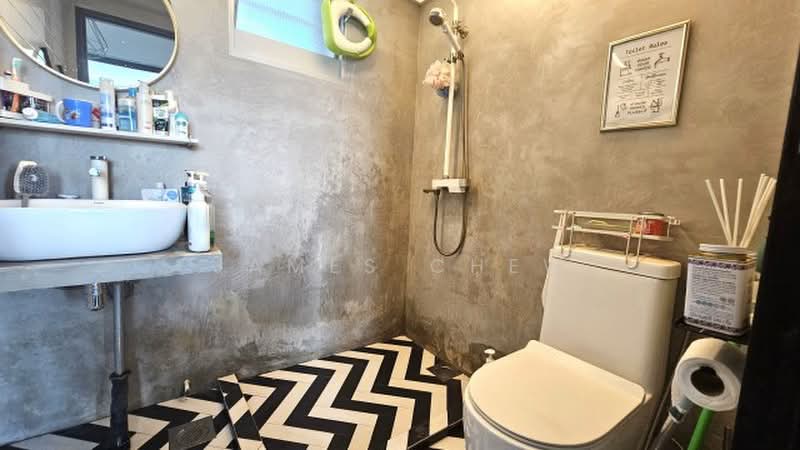 293B Bukit Batok Street 21, 293B Bukit Batok Street 21, 3 Bedrooms, 990 sqft, HDB Flat For Sale, by James Chew, 500172104 - PropertyGuru.com.sg