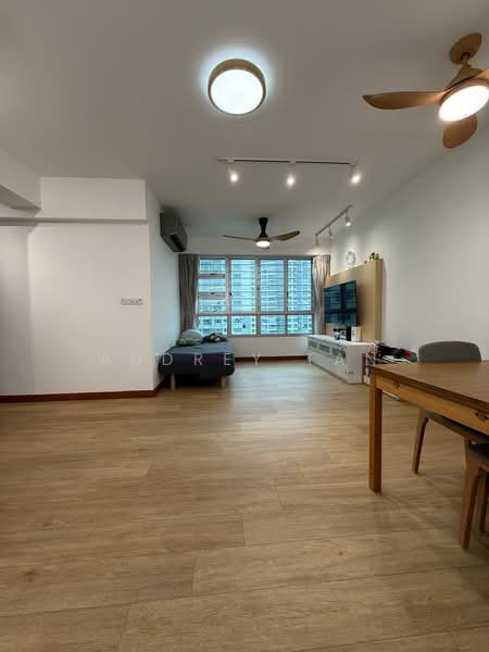 10A Bendemeer Light, 10A Bendemeer Road, 3 Bedrooms, 1,001 sqft, HDB Flat For Sale, by Audrey Tan, 500172105 - Living Room - PropertyGuru.com.sg