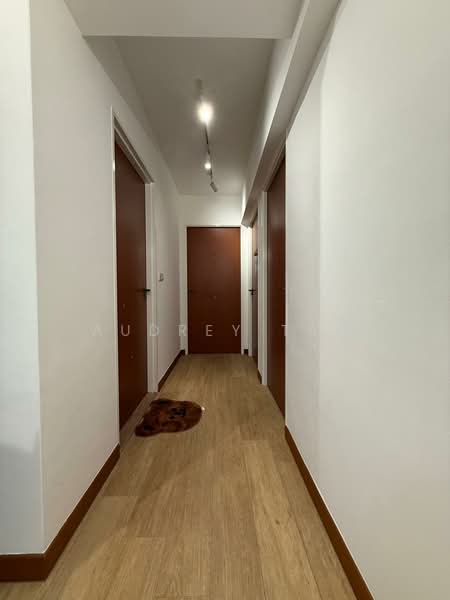 10A Bendemeer Light, 10A Bendemeer Road, 3 Bedrooms, 1,001 sqft, HDB Flat For Sale, by Audrey Tan, 500172105 - Corridor - PropertyGuru.com.sg