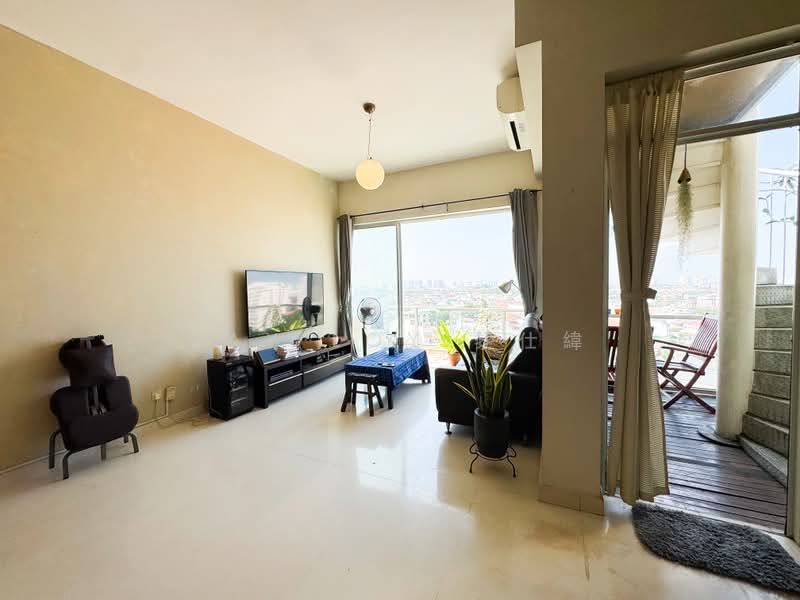 Grosvenor View, 1 Lengkong Empat, 1 Bedroom, 1,292 sqft, Condominium For Sale, by Jay Loy 黎仕緯, 500172117 - Living Room - PropertyGuru.com.sg