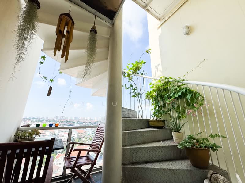 Grosvenor View, 1 Lengkong Empat, 1 Bedroom, 1,292 sqft, Condominium For Sale, by Jay Loy 黎仕緯, 500172117 - Balcony - PropertyGuru.com.sg