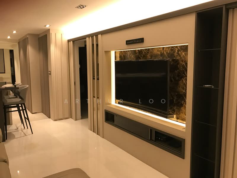 124 Lorong 1 Toa Payoh, 124 Lorong 1 Toa Payoh, 2 Bedrooms, 850 sqft, HDB Flat For Sale, by Arthur Loo, 500172125 - Living Room - PropertyGuru.com.sg