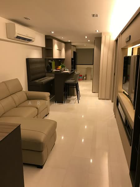124 Lorong 1 Toa Payoh, 124 Lorong 1 Toa Payoh, 2 Bedrooms, 850 sqft, HDB Flat For Sale, by Arthur Loo, 500172125 - Living Room - PropertyGuru.com.sg