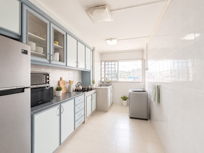 48 Lengkok Bahru, 48 Lengkok Bahru, 3 Bedrooms, 904 sqft, HDB Flat For Sale, by Chen Cun You, 500172129 - Kitchen - PropertyGuru.com.sg