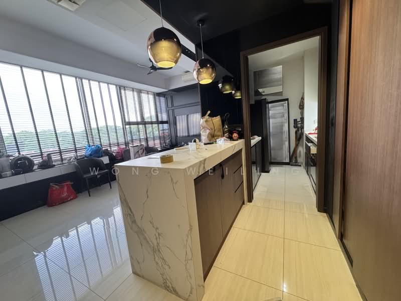 The Brooks I & The Brooks II, 60 Springside Walk, 3 Bedrooms, 1,399 sqft, Apartment For Rent, by Wong Weiling, 500172156 - Kitchen - PropertyGuru.com.sg