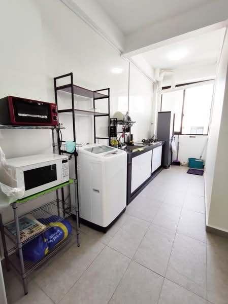 Sun Court, 21 Lorong Kilat, Room Rental, 120 sqft, Apartment For Rent, by Leslie Lau, 500172168 - Kitchen - PropertyGuru.com.sg