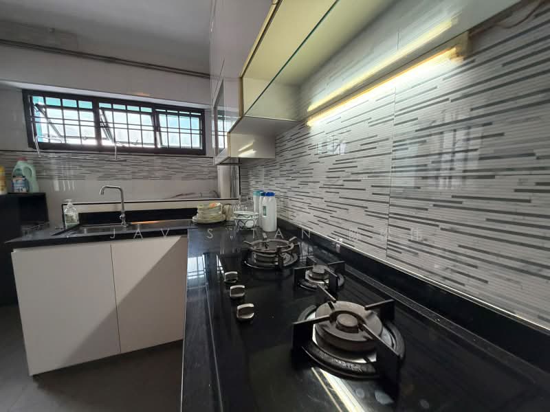 245 Compassvale Road, 245 Compassvale Road, 3 Bedrooms, 1,248 sqft, HDB Flat For Rent, by Javis Tan 陈松伟, 500172176 - Kitchen - PropertyGuru.com.sg
