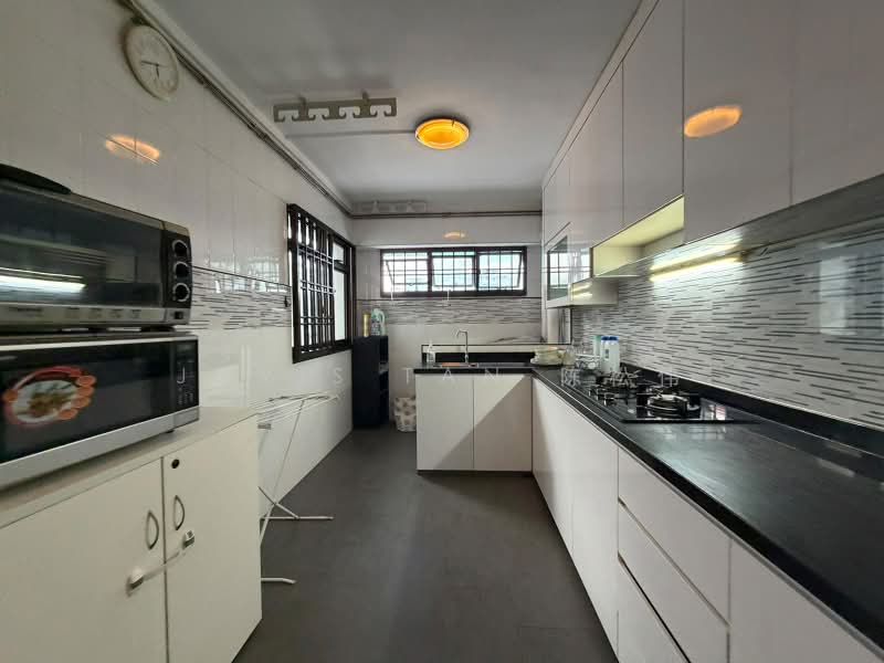 245 Compassvale Road, 245 Compassvale Road, 3 Bedrooms, 1,248 sqft, HDB Flat For Rent, by Javis Tan 陈松伟, 500172176 - Kitchen - PropertyGuru.com.sg