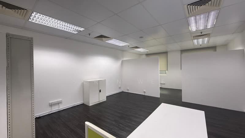 Burlington Square, 175A Bencoolen Street, 570 sqft, Office For Sale, by Seryn Wee, 500172179 - CommercialGuru.com.sg