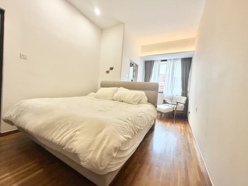 MODERN, MINIMALIST, MOVE-IN INTER TERRACE IN KOVAN!!, OFF SIMON PLACE, 4 Bedrooms, 2,500 sqft, Terraced House For Sale, by Benjamin Poh, 500172202 - Bedroom - PropertyGuru.com.sg