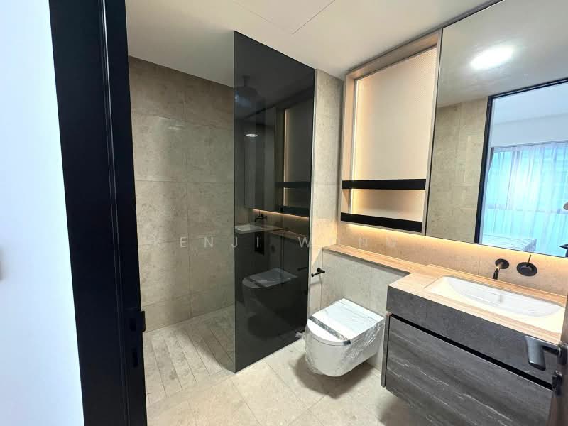 The Reef at King's Dock, 2 Harbourfront Avenue, 1 Bedroom, 538 sqft, Condominium For Sale, by Kenji Wong, 500172208 - Bathroom - PropertyGuru.com.sg