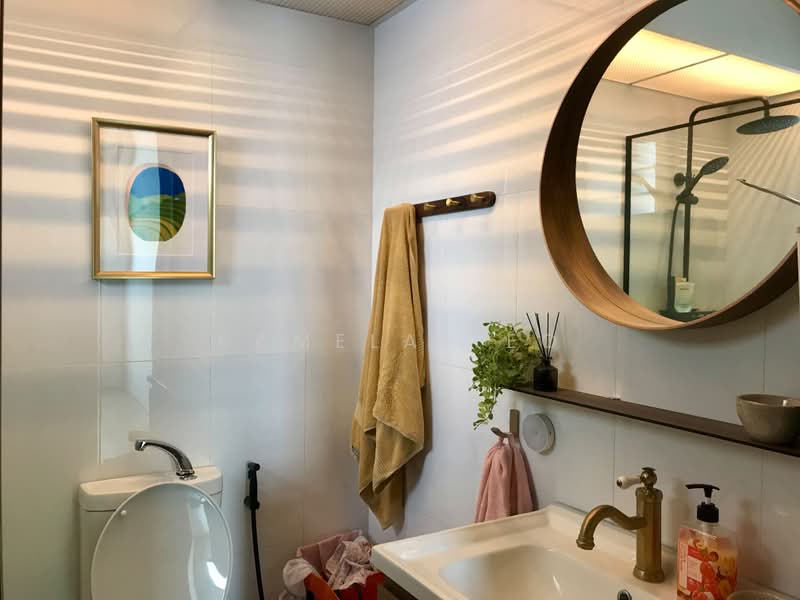 415C Northshore Drive, 415C Northshore Drive, 3 Bedrooms, 1,022 sqft, HDB Flat For Rent, by Pamela Teo, 500172217 - Bathroom - PropertyGuru.com.sg