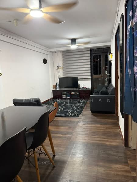 6 Ghim Moh Road, 6 Ghim Moh Road, 3 Bedrooms, 65 sqft, HDB Flat For Sale, by Eugene Chan, 500172219 - Living Room - PropertyGuru.com.sg
