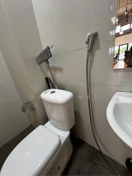 100 Pasir Panjang, 100 Pasir Panjang Road, 1,485 sqft, Light Industrial (B1) For Rent, by Seryn Wee, 500172222 - CommercialGuru.com.sg