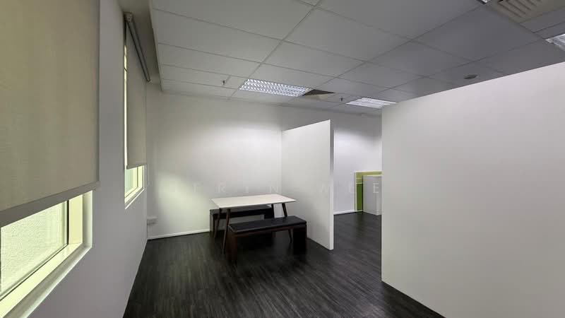 Burlington Square, 175 Bencoolen Street, 570 sqft, Office For Rent, by Seryn Wee, 500172224 - CommercialGuru.com.sg
