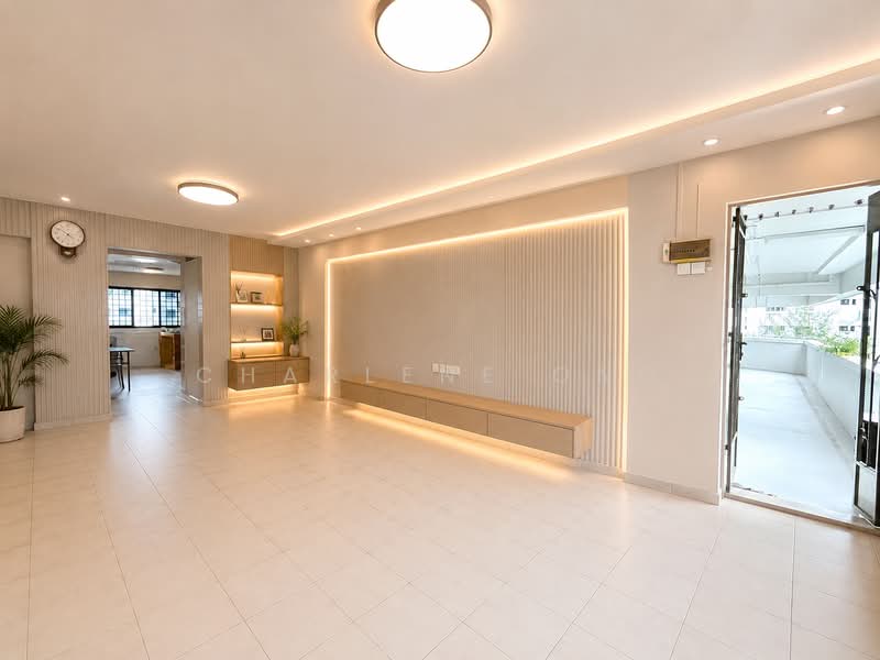 317 Hougang Avenue 7, 317 Hougang Avenue 7, 3 Bedrooms, 1,001 sqft, HDB Flat For Sale, by Charlene Ong, 500172225 - Living Room - PropertyGuru.com.sg