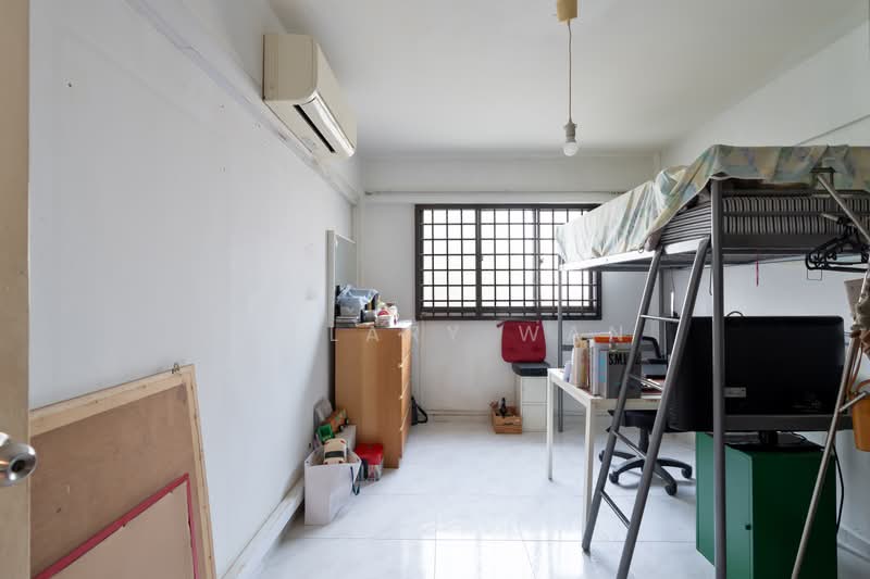 721 Yishun Street 71, 721 Yishun Street 71, 3 Bedrooms, 1,119 sqft, HDB Flat For Sale, by Hillary Wan, 500172228 - Bedroom 2 - PropertyGuru.com.sg