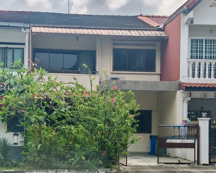 1km to 4 Schools | Walk MRT, Lorong 7 Realty Park, 3 Bedrooms, 2,000 sqft, Terraced House For Sale, by Razak ., 500172231 - Exterior - PropertyGuru.com.sg