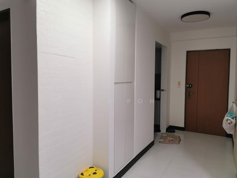487 Segar Road, 487 Segar Road, 2 Bedrooms, 721 sqft, HDB Flat For Sale, by Nick Poh, 500172242 - Entrance - PropertyGuru.com.sg