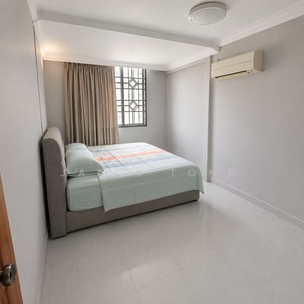 417 Tampines Street 41, 417 Tampines Street 41, 2 Bedrooms, 742 sqft, HDB Flat For Rent, by James Tong, 500172253 - Bedroom - PropertyGuru.com.sg