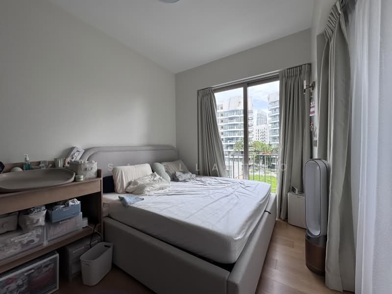 The Reef at King's Dock, 2 Harbourfront Avenue, 2 Bedrooms, 883 sqft, Condominium For Sale, by Isabella Teo, 500172254 - Bedroom - PropertyGuru.com.sg