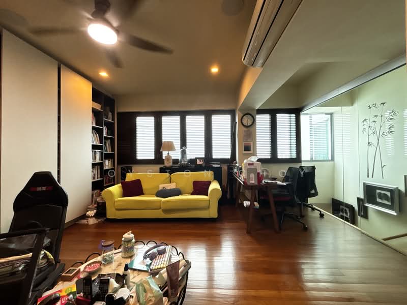 The Madeira, 52 Bukit Batok Street 31, 4 Bedrooms, 2,400 sqft, Condominium For Sale, by Royston Choy, 500172259 - Living Room - PropertyGuru.com.sg