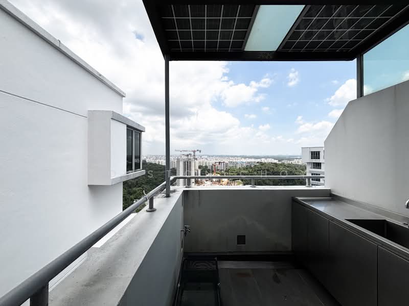 The Madeira, 52 Bukit Batok Street 31, 4 Bedrooms, 2,400 sqft, Condominium For Sale, by Royston Choy, 500172259 - Balcony - PropertyGuru.com.sg