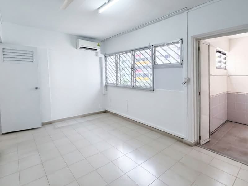 903 Tampines Avenue 4, 903 Tampines Avenue 4, 3 Bedrooms, 1,109 sqft, HDB Flat For Sale, by Chloe Lim, 500172268 - Interior - PropertyGuru.com.sg