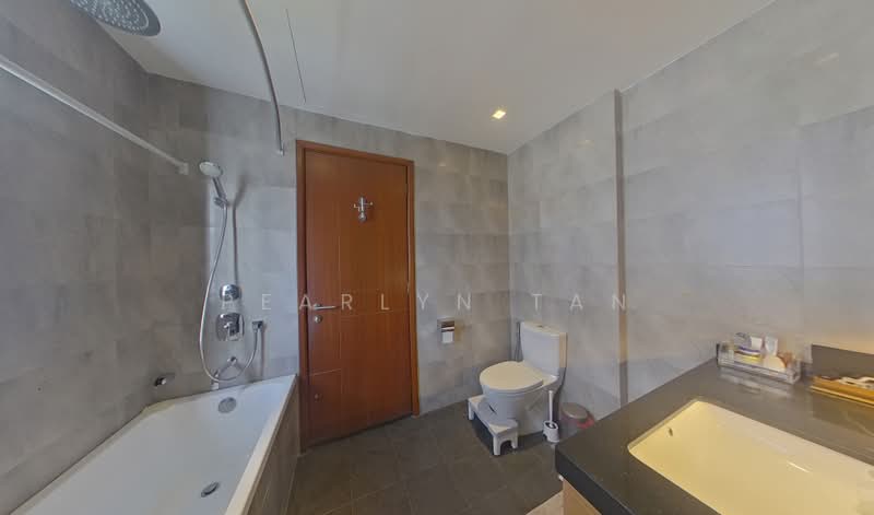 Seasons Park, 491 Yio Chu Kang Road, 2 Bedrooms, 1,066 sqft, Condominium For Sale, by Pearlyn Tan, 500172275 - Bathroom - PropertyGuru.com.sg