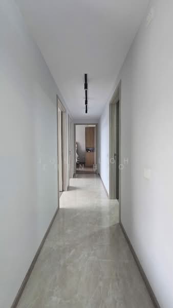 Sengkang Grand Residences, 86 Compassvale Bow, 3 Bedrooms, 1,055 sqft, Condominium For Sale, by Jose Loh Zhenhao, 500172276 - Corridor - PropertyGuru.com.sg