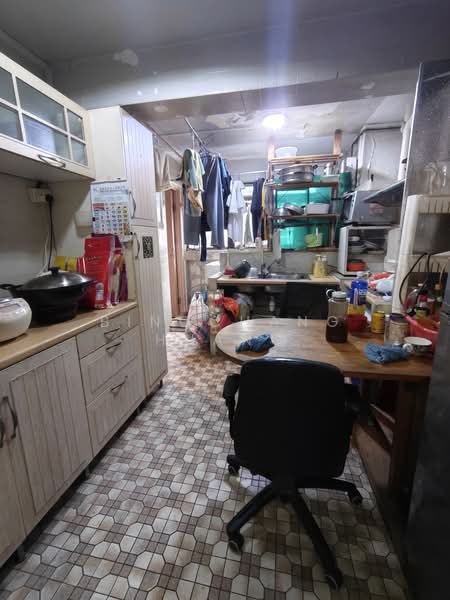 72 Geylang Bahru, 72 Geylang Bahru, 2 Bedrooms, 635 sqft, HDB Flat For Sale, by Bingchang Huang, 500172285 - Kitchen - PropertyGuru.com.sg