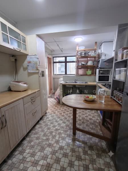 72 Geylang Bahru, 72 Geylang Bahru, 2 Bedrooms, 635 sqft, HDB Flat For Sale, by Bingchang Huang, 500172285 - Kitchen - PropertyGuru.com.sg